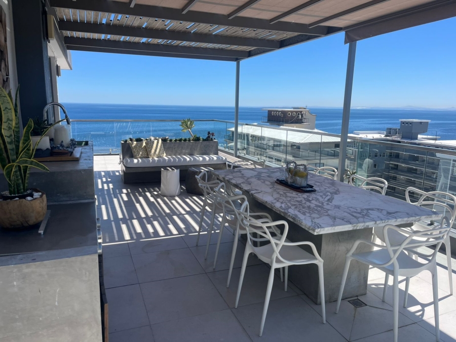 2 Bedroom Property for Sale in Sea Point Western Cape